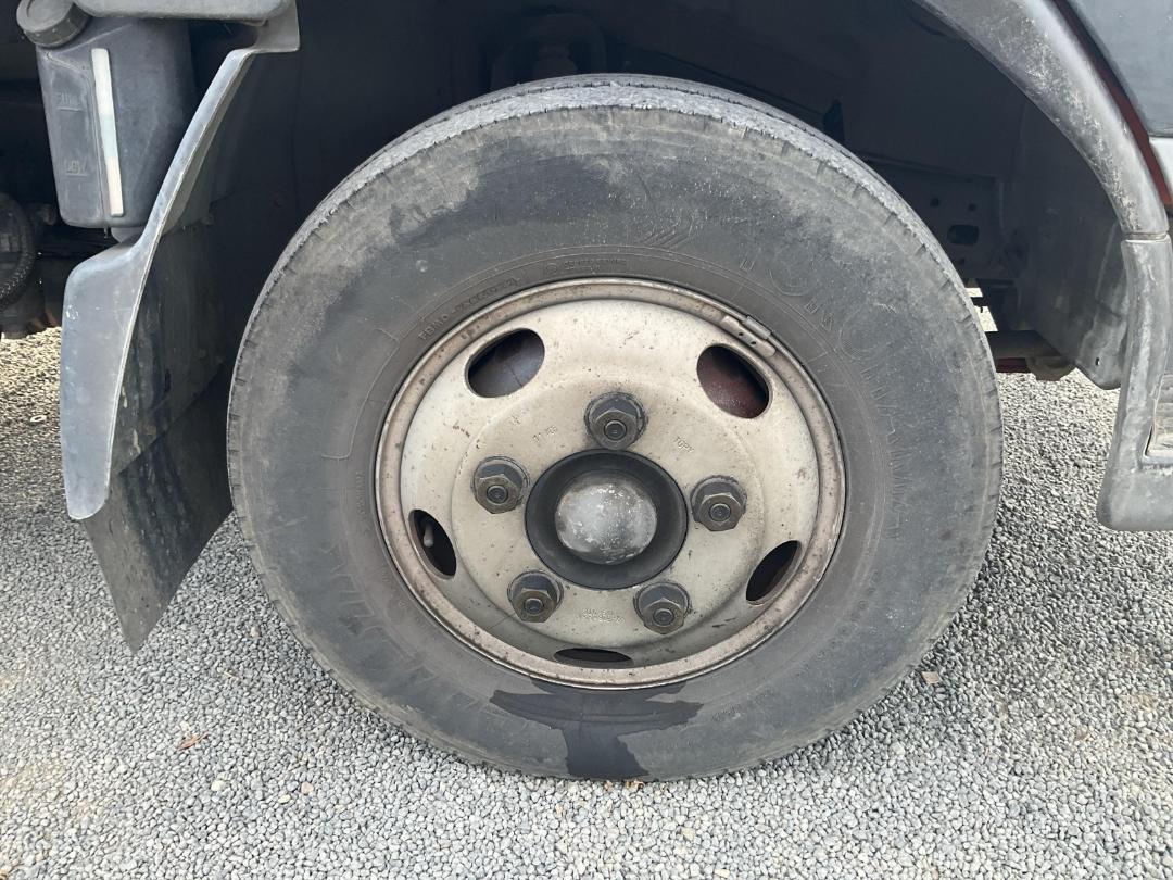 Photo '31' of MITSUBISHI FUSO CANTER FE112E6 Transporter