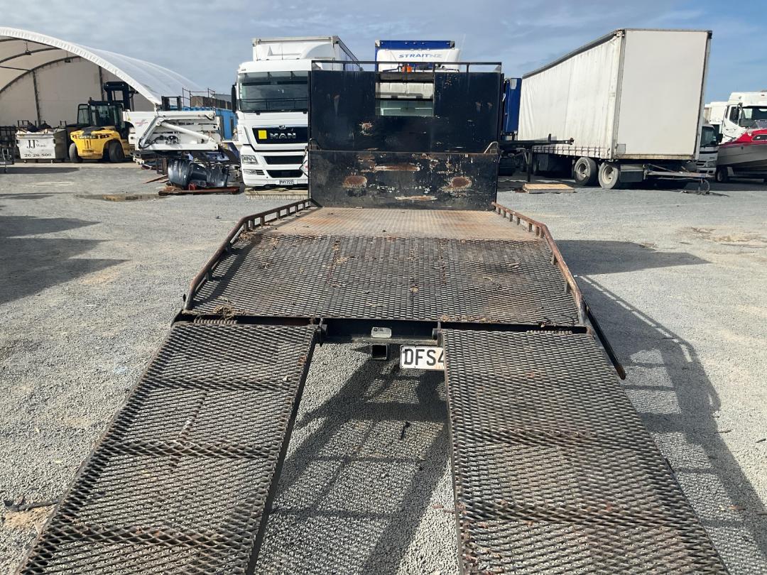 Photo '18' of MITSUBISHI FUSO CANTER FE112E6 Transporter