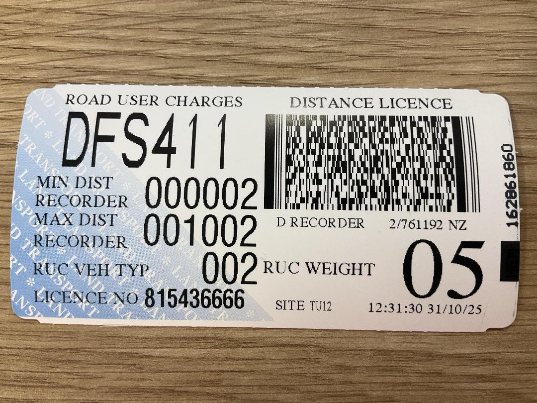 Photo '40' of MITSUBISHI FUSO CANTER FE112E6 Transporter