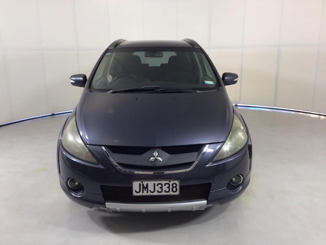Used Mitsubishi Grandis 2006 Manukau at Turners Cars 25635534