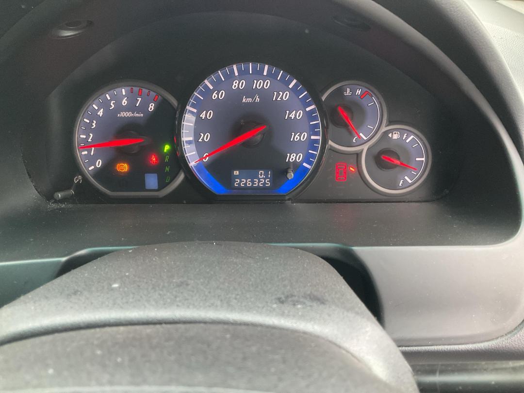 Photo '18' of Mitsubishi Grandis Photo '18' of Mitsubishi Grandis