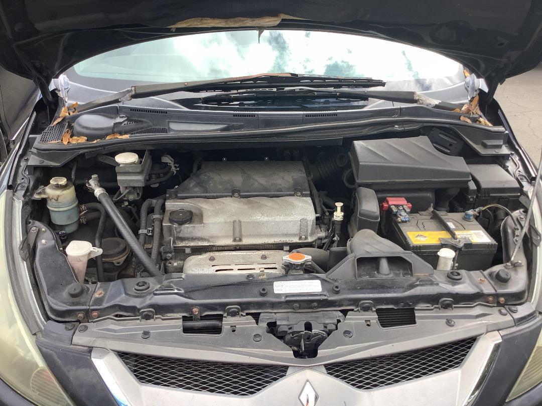 Photo '2' of Mitsubishi Grandis VRX Photo '2' of Mitsubishi Grandis VRX