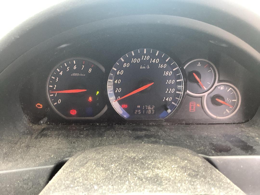 Photo '12' of Mitsubishi Grandis VRX Photo '12' of Mitsubishi Grandis VRX