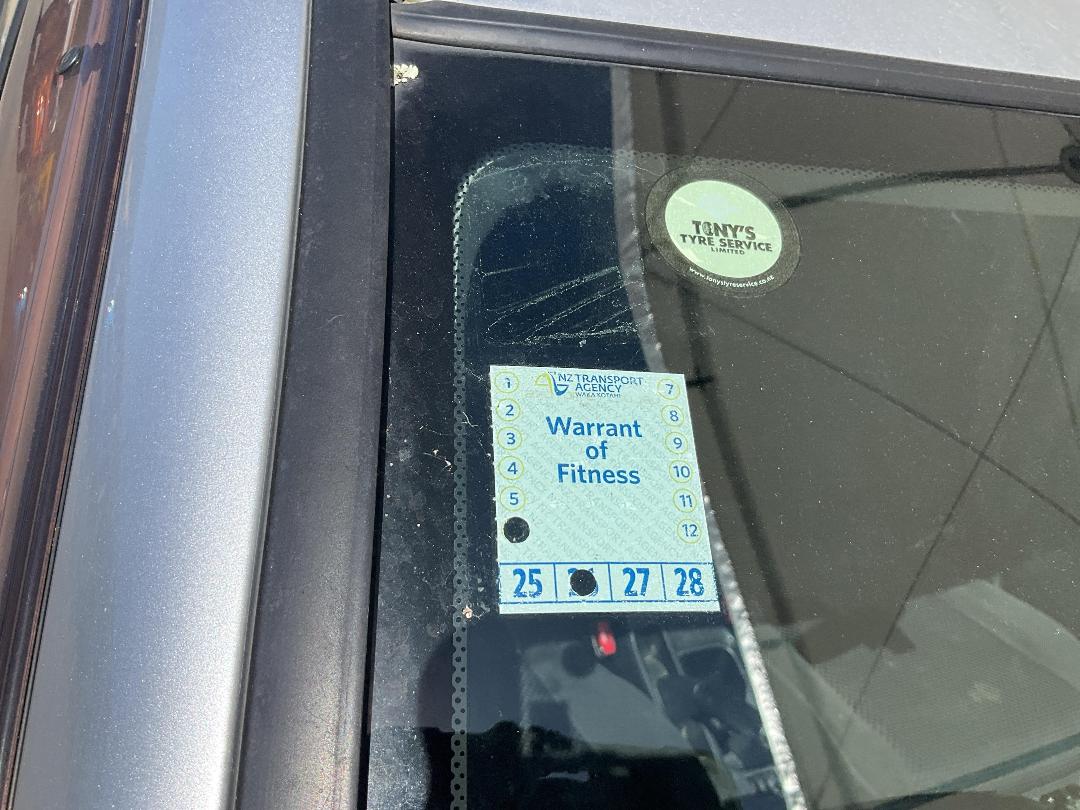 Photo '15' of Mitsubishi Lancer Photo '15' of Mitsubishi Lancer