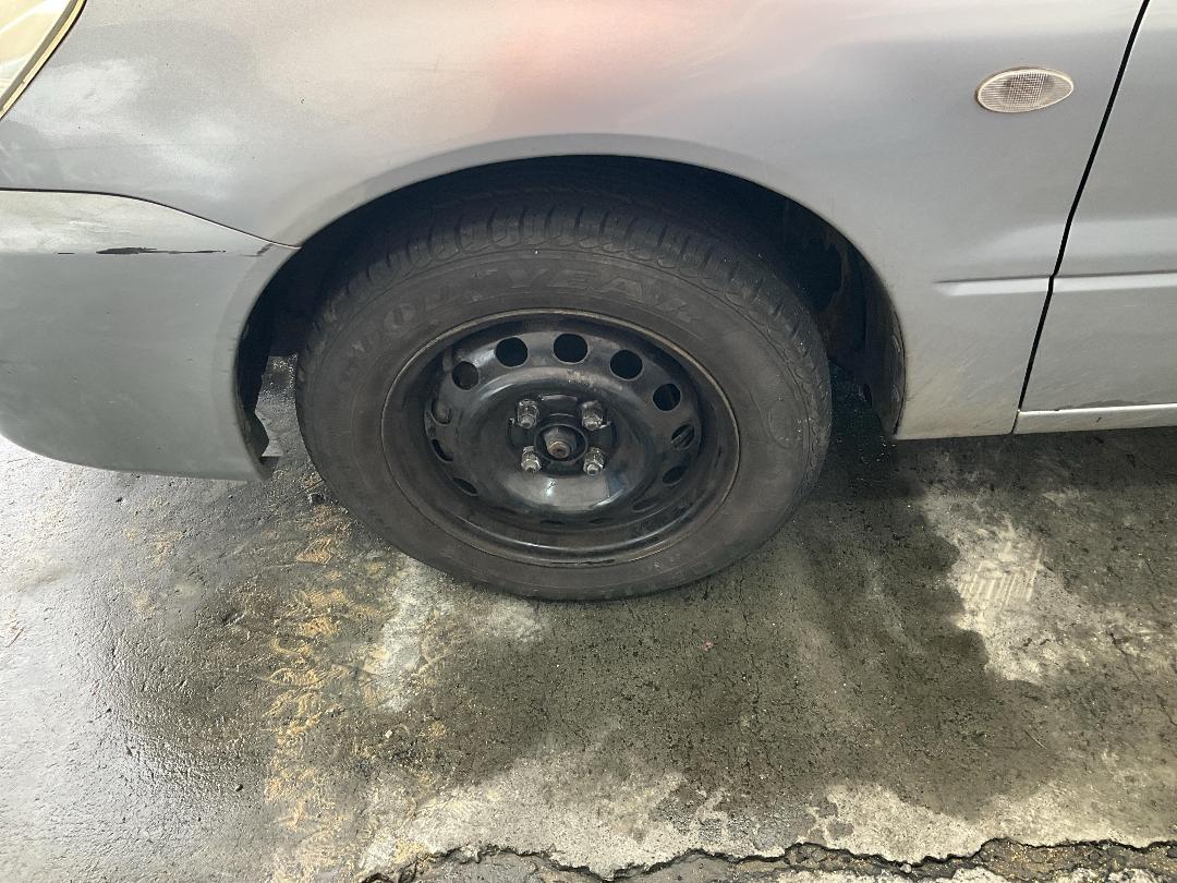 Photo '9' of Mitsubishi Lancer Photo '9' of Mitsubishi Lancer