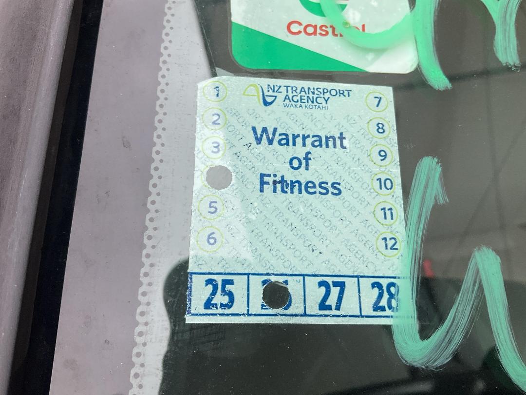 Photo '26' of Mitsubishi Lancer Photo '26' of Mitsubishi Lancer