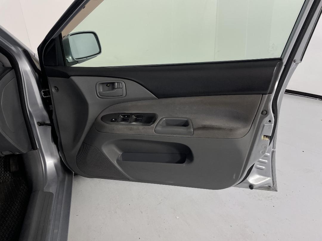 Photo '15' of Mitsubishi Lancer