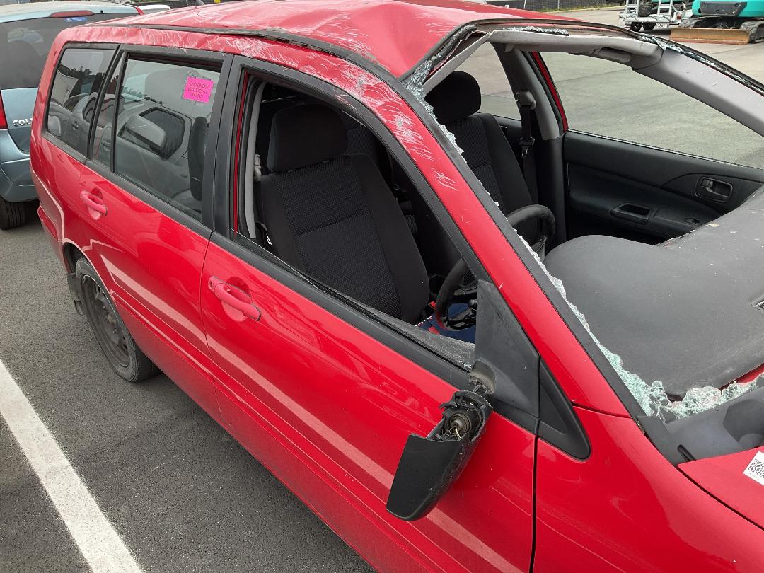 Photo '7' of Mitsubishi Lancer ES Photo '7' of Mitsubishi Lancer ES