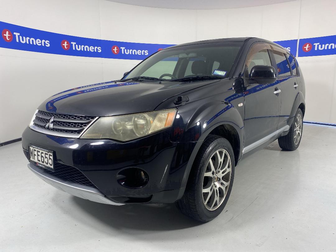 Photo '4' of Mitsubishi Outlander