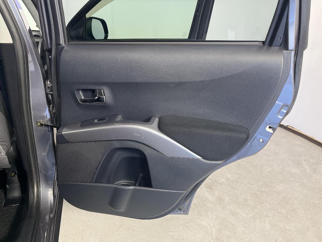 Photo '19' of Mitsubishi Outlander