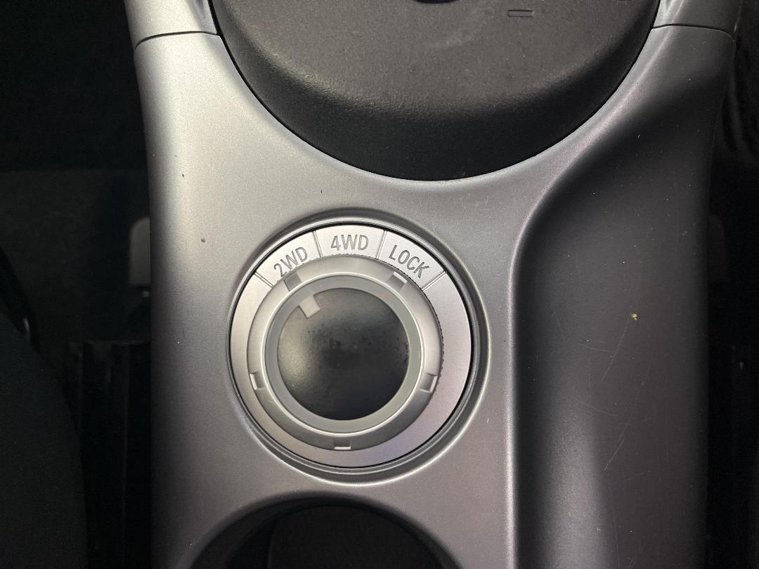 Photo '29' of Mitsubishi Outlander