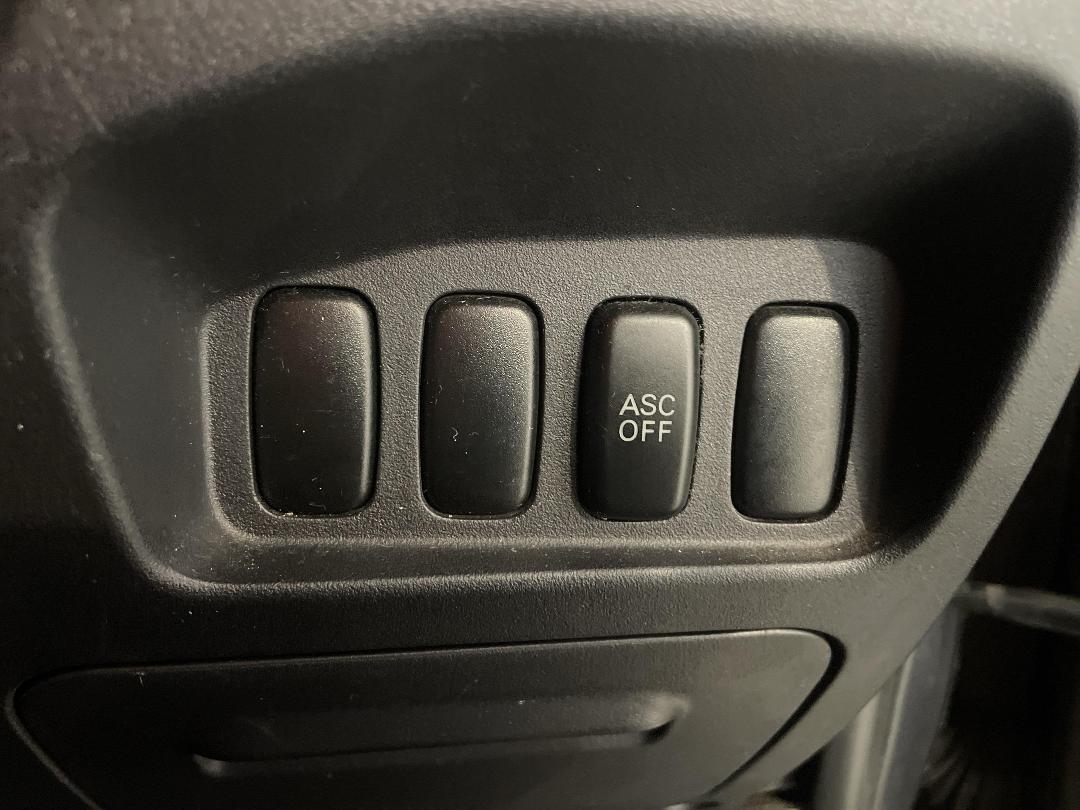 Photo '25' of Mitsubishi Outlander Photo '25' of Mitsubishi Outlander