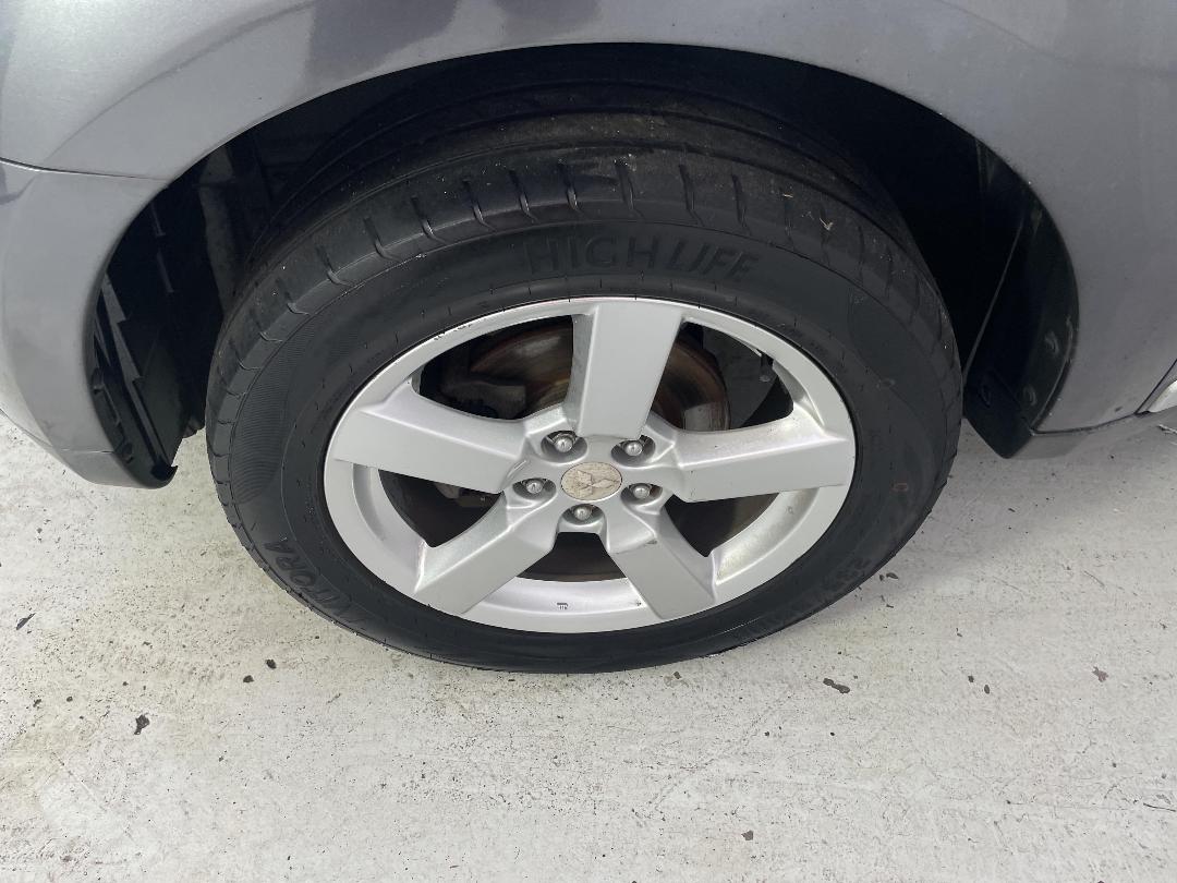 Photo '10' of Mitsubishi Outlander Photo '10' of Mitsubishi Outlander