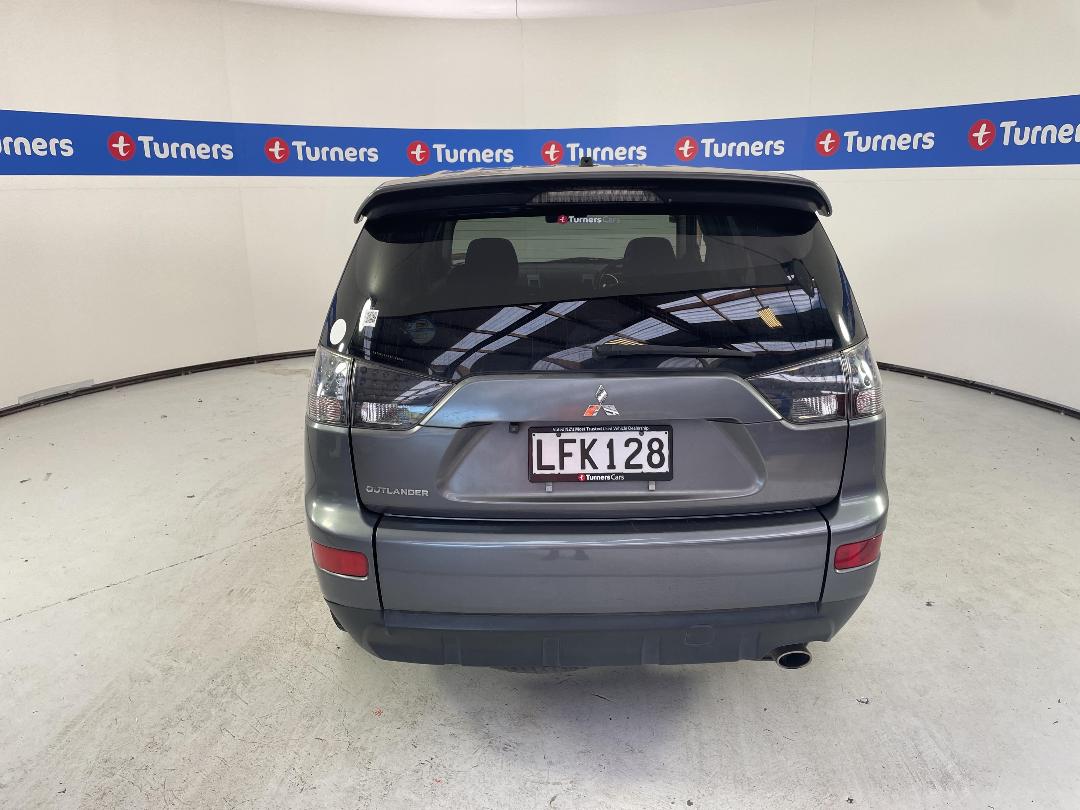 Photo '6' of Mitsubishi Outlander Photo '6' of Mitsubishi Outlander