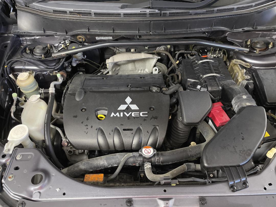 Photo '11' of Mitsubishi Outlander Photo '11' of Mitsubishi Outlander