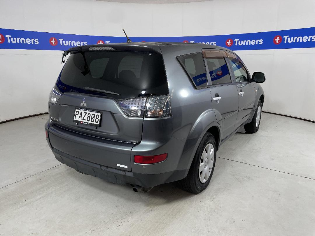 Photo '6' of Mitsubishi Outlander Photo '6' of Mitsubishi Outlander