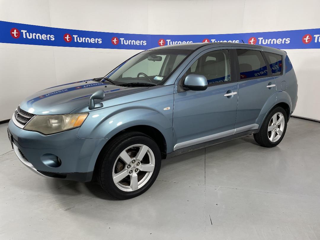 Photo '4' of Mitsubishi Outlander