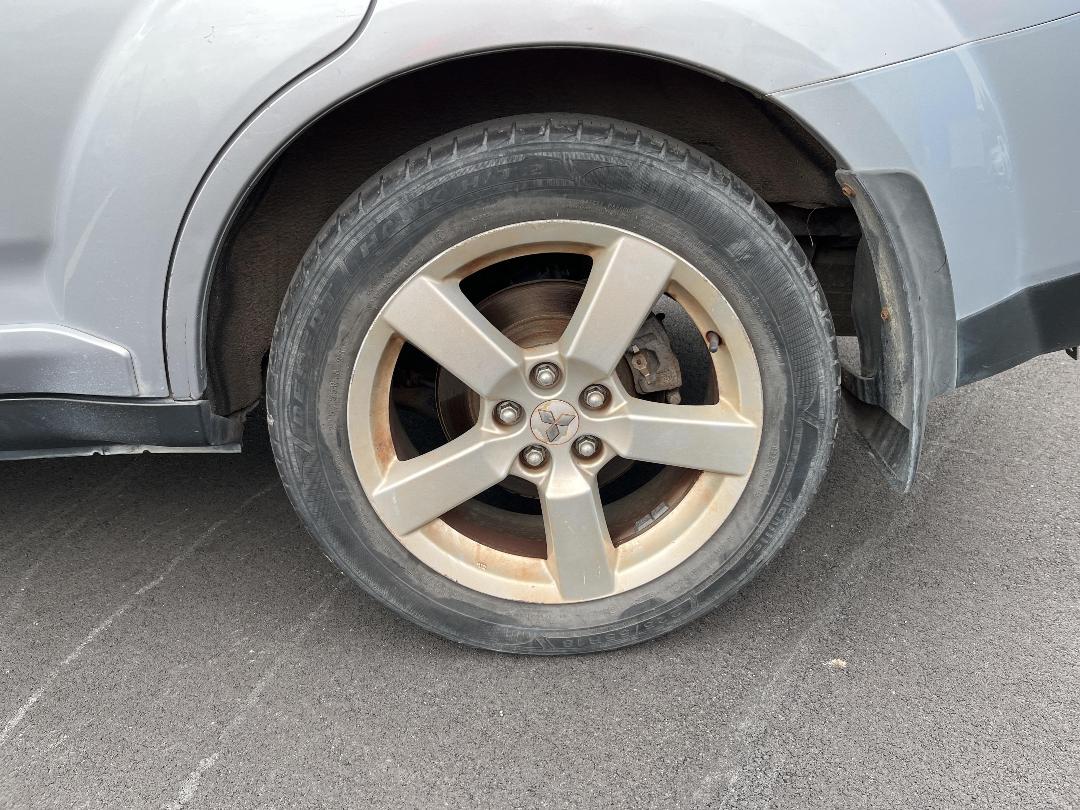 Photo '9' of Mitsubishi Outlander Photo '9' of Mitsubishi Outlander