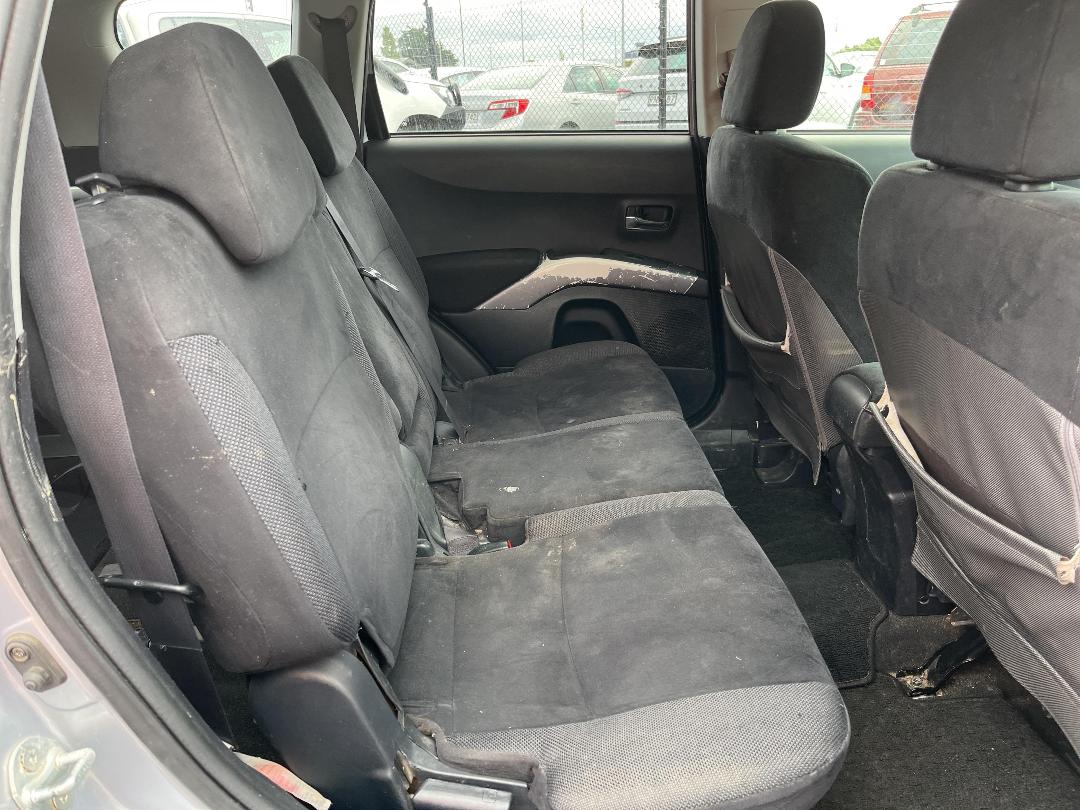 Photo '18' of Mitsubishi Outlander Photo '18' of Mitsubishi Outlander