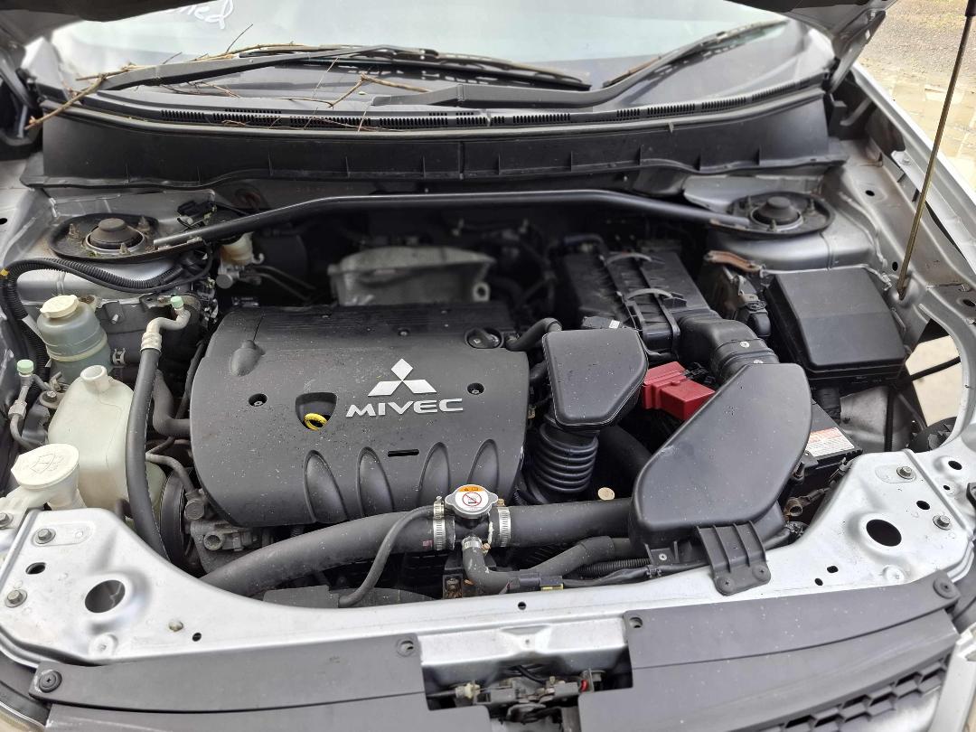 Photo '9' of Mitsubishi Outlander Photo '9' of Mitsubishi Outlander