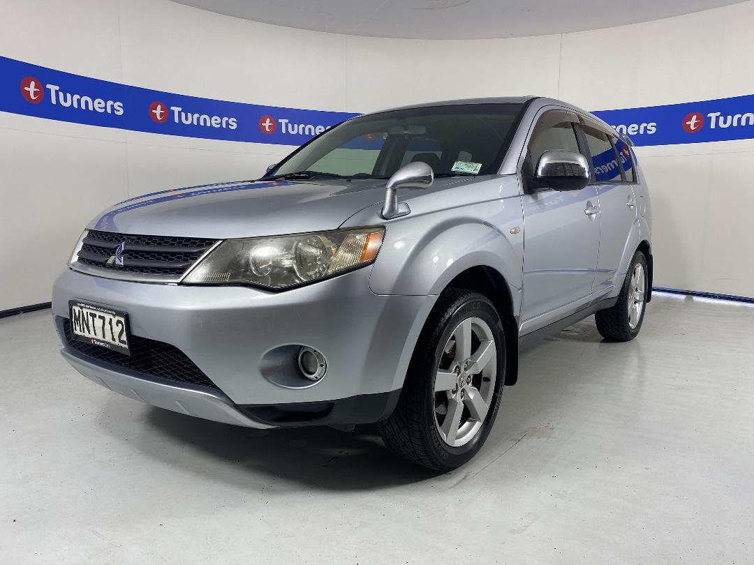 Photo '4' of Mitsubishi Outlander Photo '4' of Mitsubishi Outlander