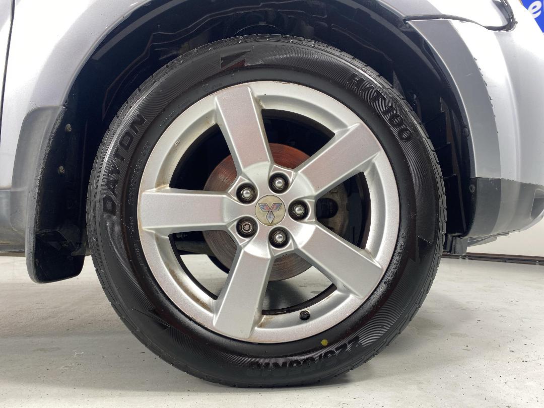 Photo '9' of Mitsubishi Outlander Photo '9' of Mitsubishi Outlander