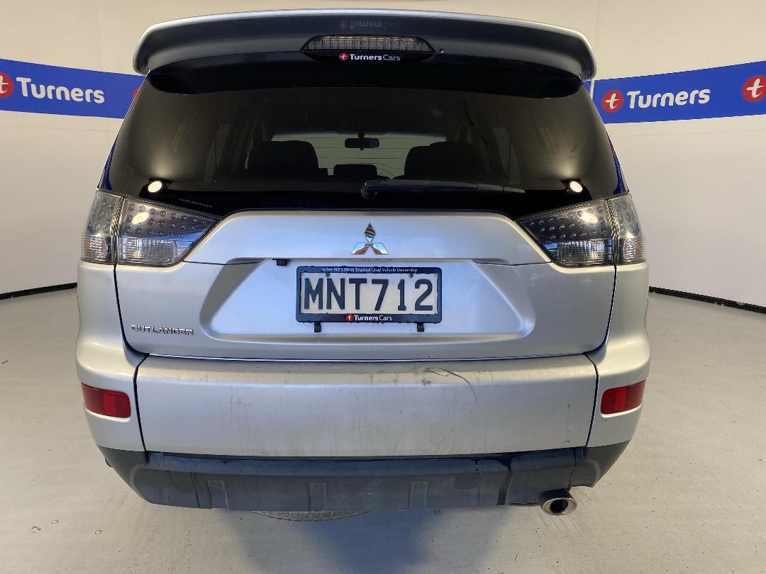 Photo '6' of Mitsubishi Outlander Photo '6' of Mitsubishi Outlander