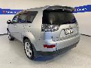 Thumbnail '5' of Mitsubishi Outlander