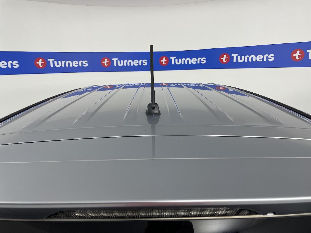 Photo '33' of Mitsubishi Outlander