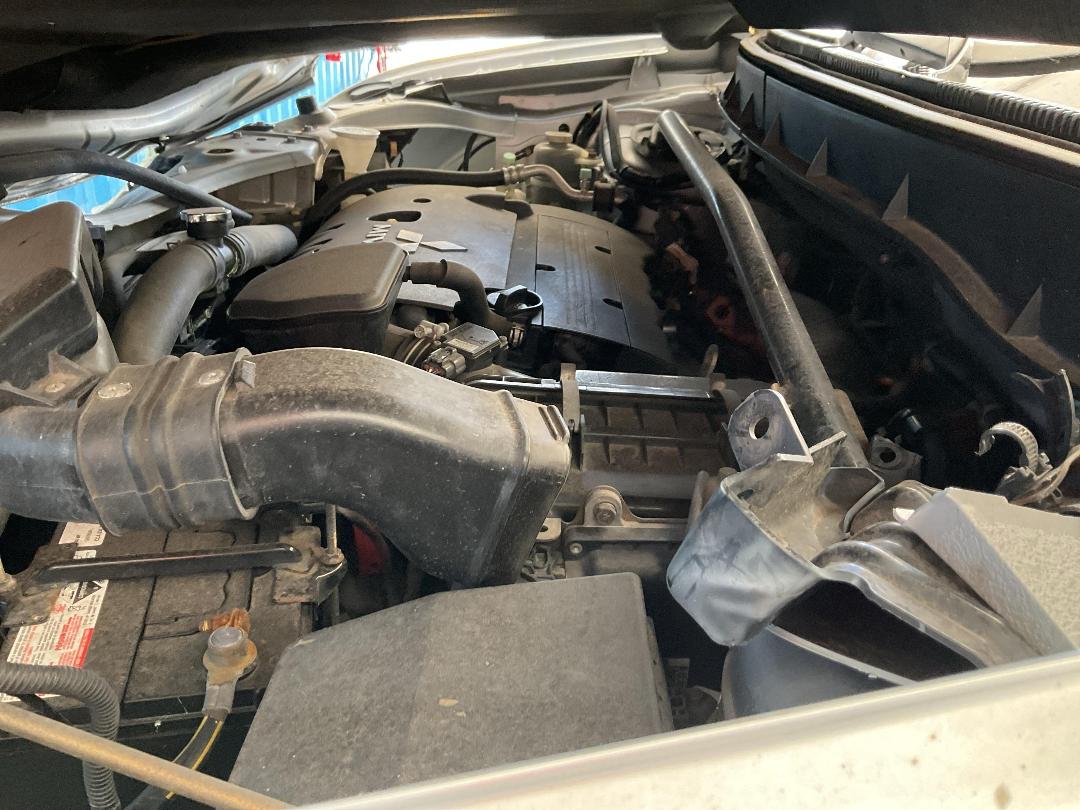 Photo '13' of Mitsubishi Outlander