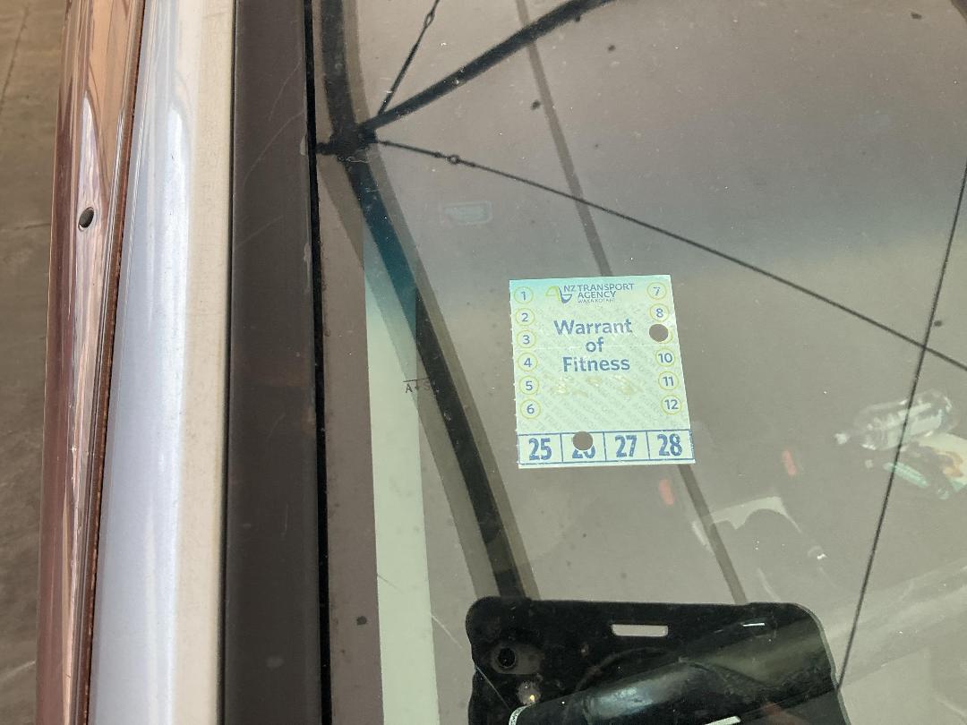 Photo '15' of Mitsubishi Outlander