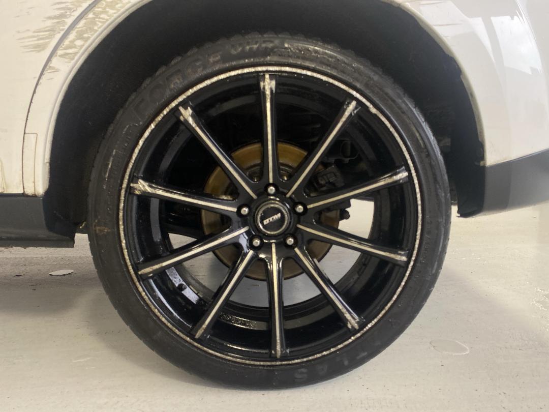 Photo '11' of Mitsubishi Outlander