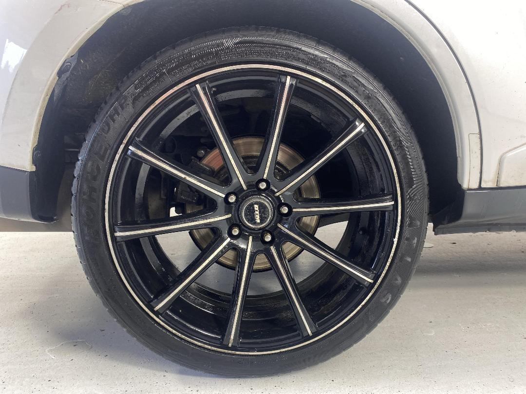 Photo '12' of Mitsubishi Outlander