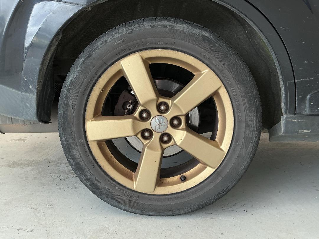 Photo '12' of Mitsubishi Outlander Photo '12' of Mitsubishi Outlander