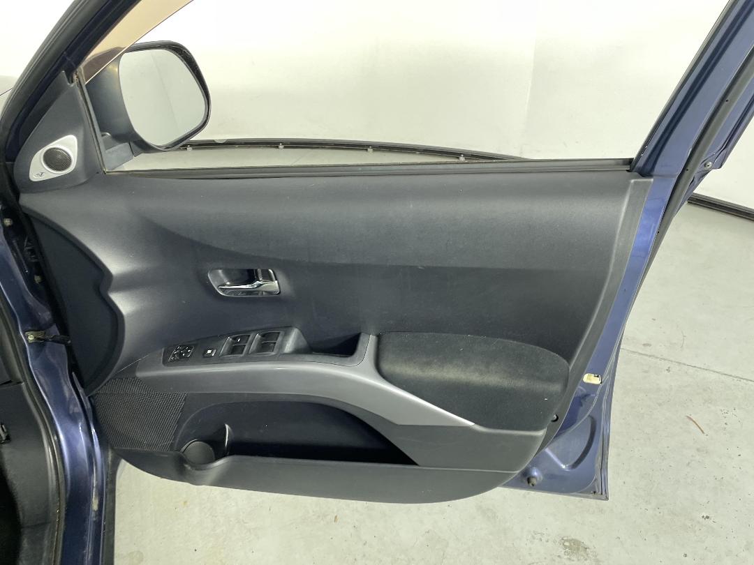 Photo '15' of Mitsubishi Outlander Photo '15' of Mitsubishi Outlander