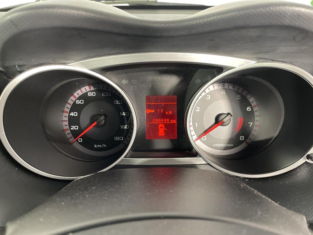 Photo '21' of Mitsubishi Outlander Photo '21' of Mitsubishi Outlander