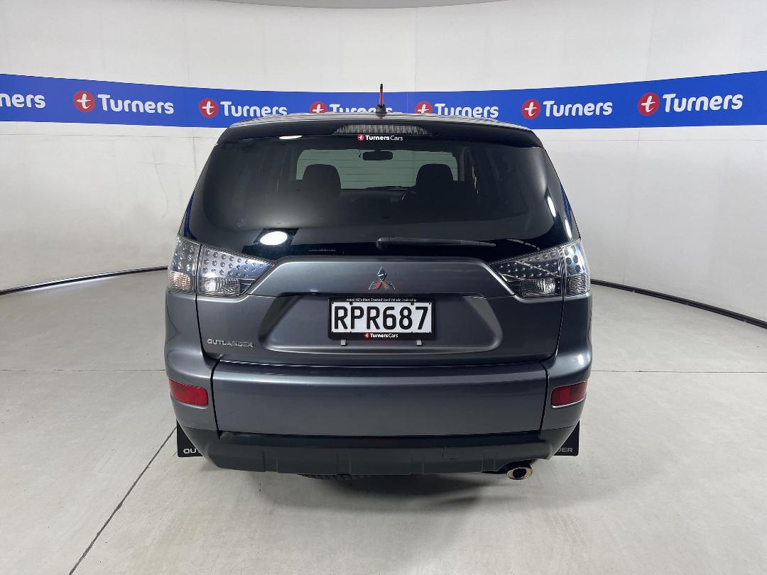 Photo '6' of Mitsubishi Outlander Photo '6' of Mitsubishi Outlander