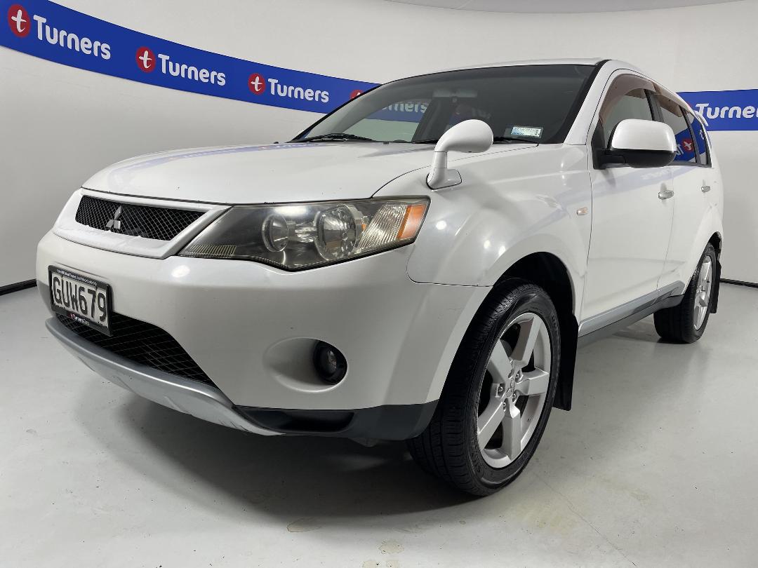 Photo '4' of Mitsubishi Outlander Photo '4' of Mitsubishi Outlander