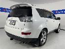 Thumbnail '7' of Mitsubishi Outlander