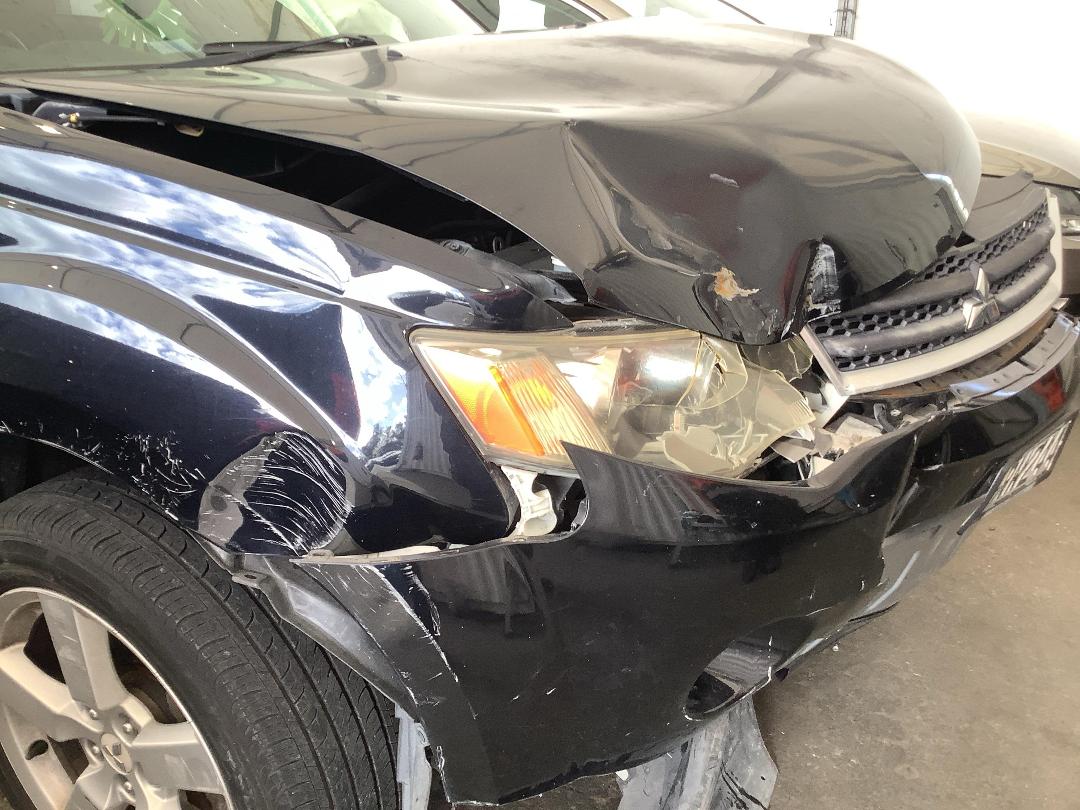 Photo '5' of Mitsubishi Outlander