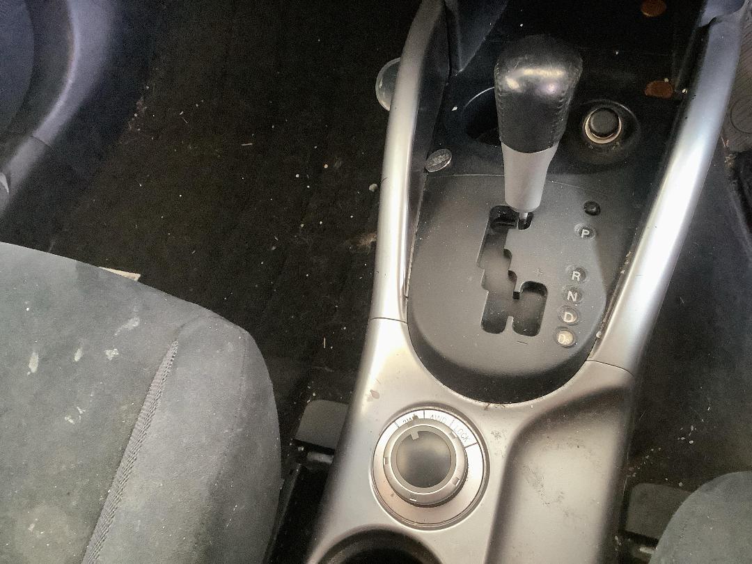 Photo '15' of Mitsubishi Outlander