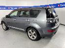 Thumbnail '5' of Mitsubishi Outlander