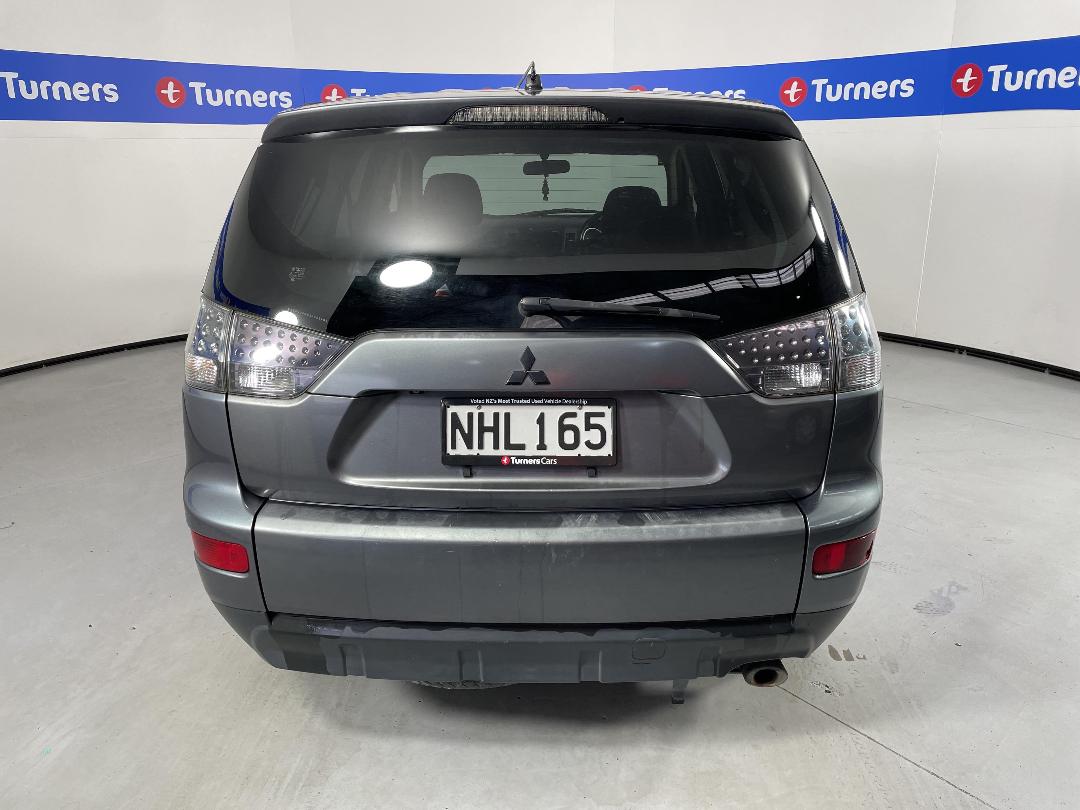 Photo '6' of Mitsubishi Outlander Photo '6' of Mitsubishi Outlander