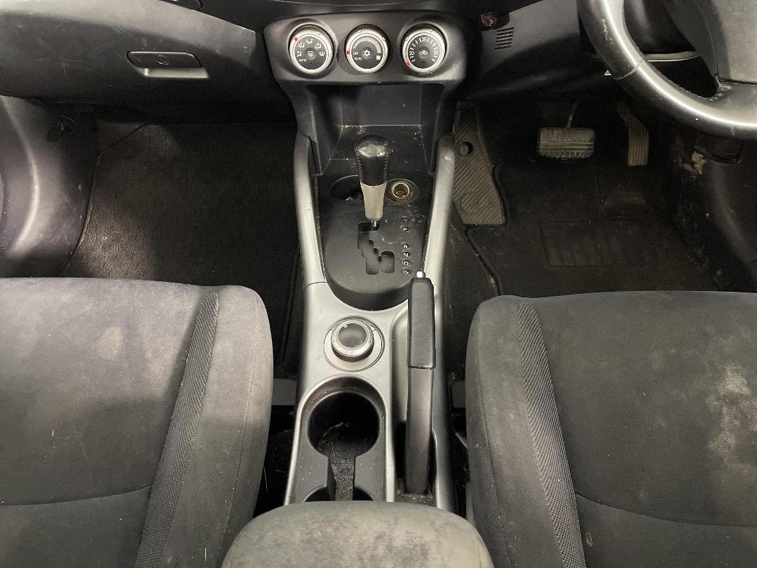 Photo '18' of Mitsubishi Outlander Photo '18' of Mitsubishi Outlander