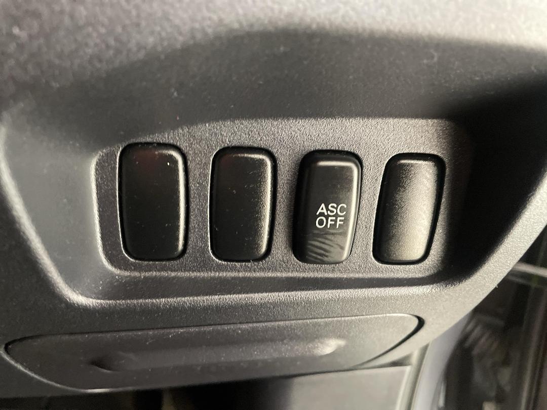 Photo '25' of Mitsubishi Outlander