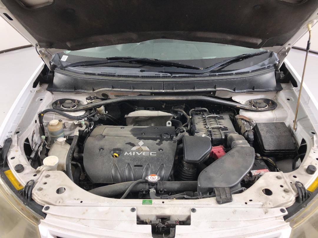 Photo '13' of Mitsubishi Outlander Photo '13' of Mitsubishi Outlander