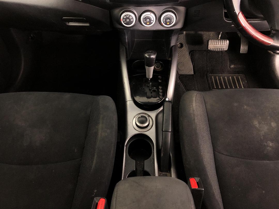 Photo '18' of Mitsubishi Outlander Photo '18' of Mitsubishi Outlander