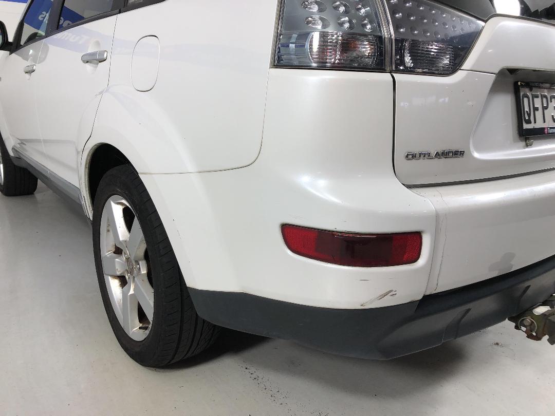 Photo '27' of Mitsubishi Outlander Photo '27' of Mitsubishi Outlander