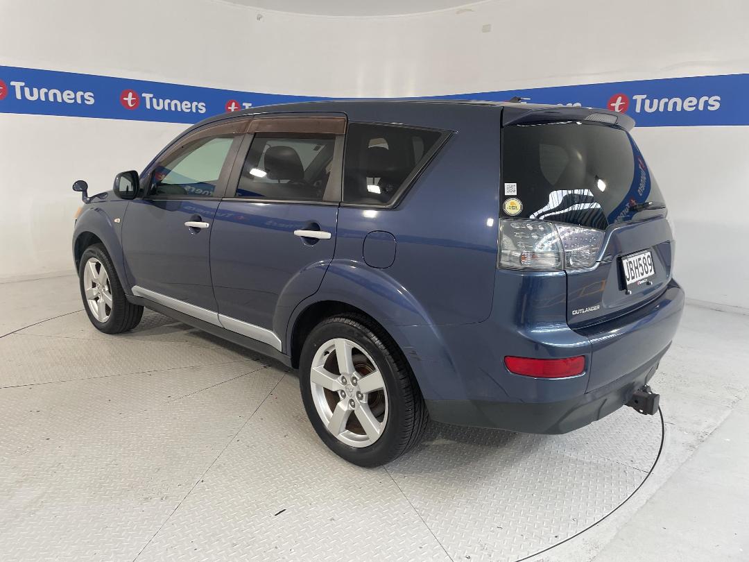 Photo '5' of Mitsubishi Outlander