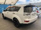 Thumbnail '4' of Mitsubishi Outlander